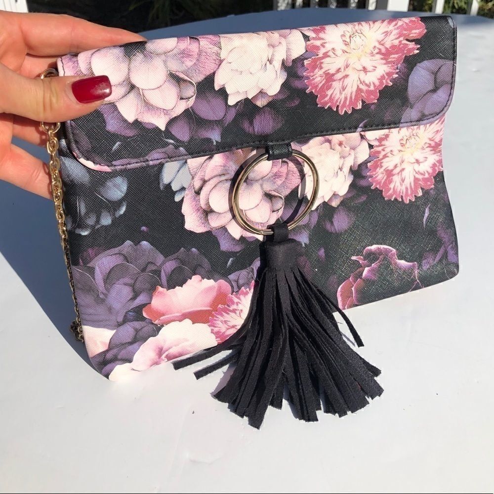 Large floral wristlet envelope purse
